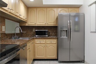 Building Photo - 8700 SW 133rd Ave