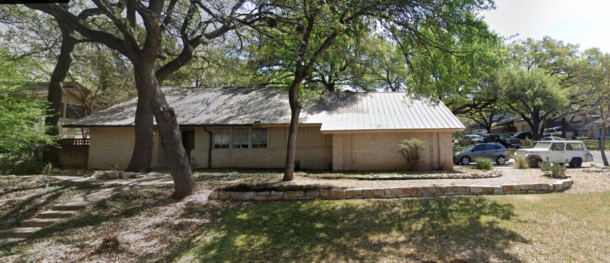 Primary Photo - NORTHWEST ESTATES - SFH