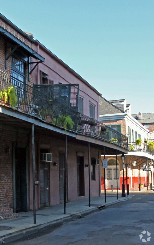 Building Photo - 1239-1241 Chartres St