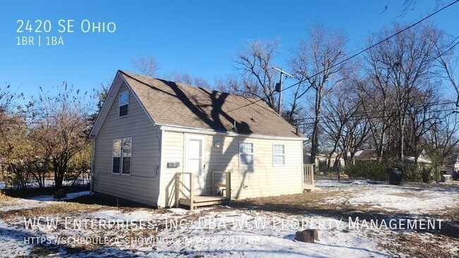 Building Photo - 2420 SE Ohio-