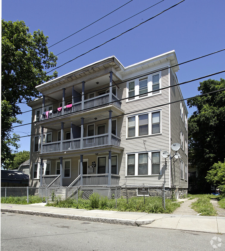 Primary Photo - 29 Ferndale St