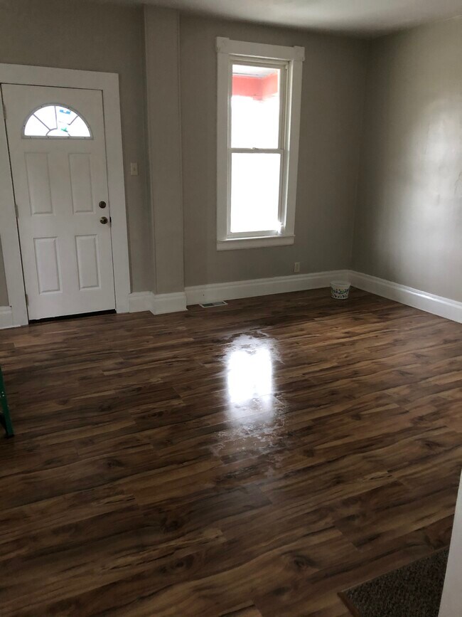 Foto del edificio - 1025 N 8th St