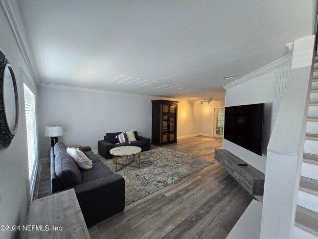Building Photo - 695-A1A A1A N