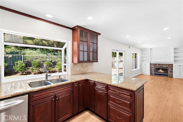 Building Photo - 3 Tomahawk St