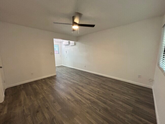Foto del edificio - 2122 S Granada Dr