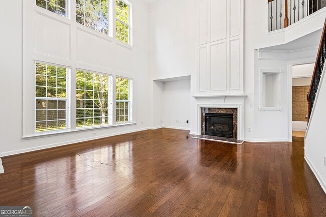 Building Photo - 3062 Eastbrook Terrace