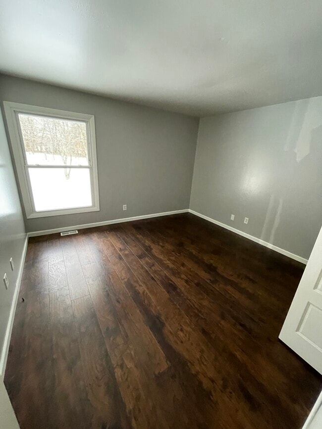 Foto del edificio - 4467 W Milham Ave