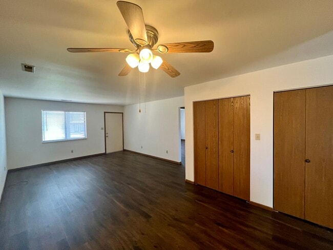 Foto del edificio - 2 Bed | 1.5 Bath | Townhouse