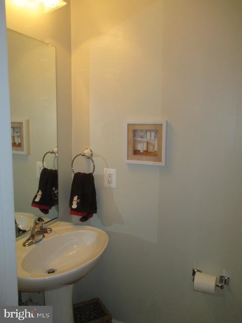 Building Photo - 42455 Rockrose Square