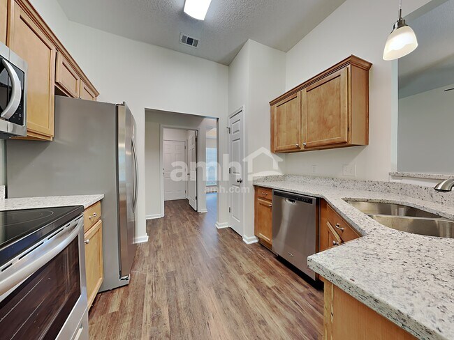 Foto del edificio - 362 Stonebridge Cir