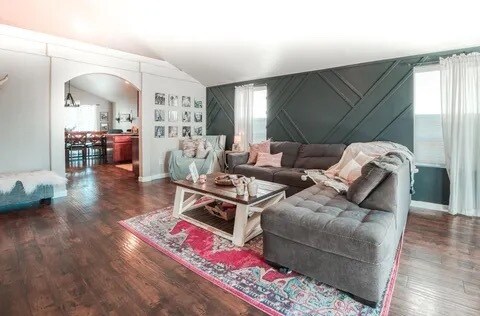 Foto del edificio - 772 Nicholas Lee Dr