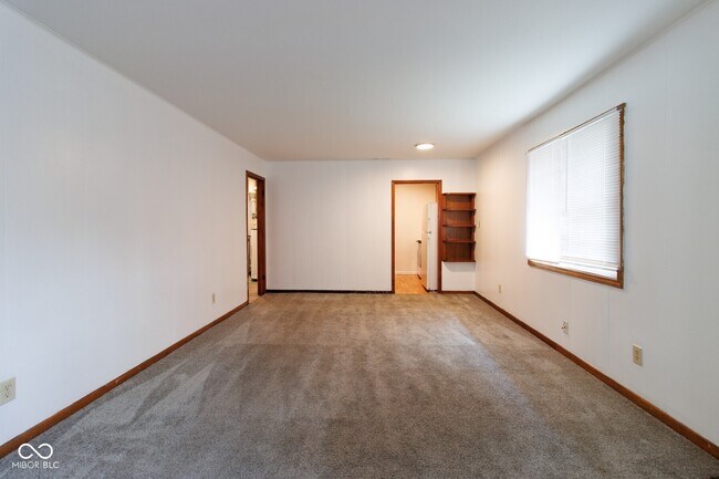 Foto del edificio - 1102 N Somerset Ave