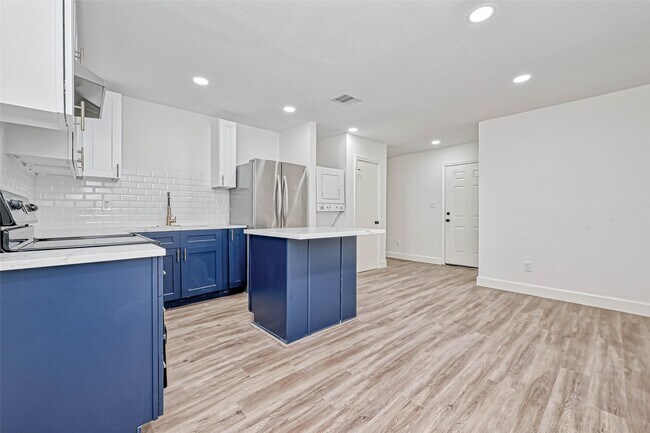 Foto del edificio - 5609 Denmark St