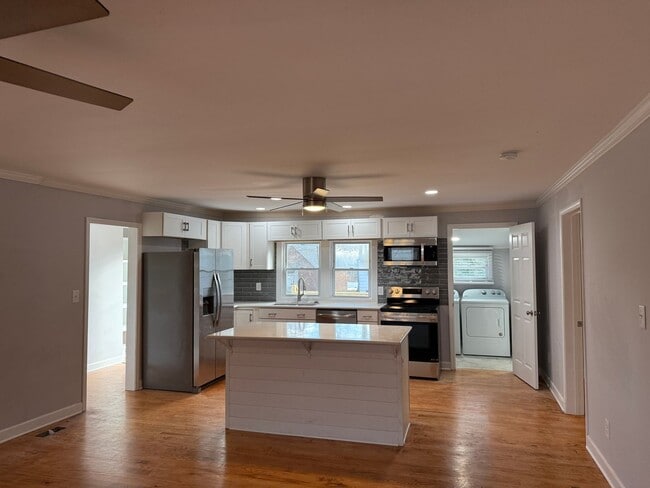 Building Photo - Renovated 3 bedroom 2 bathroom home with large yard