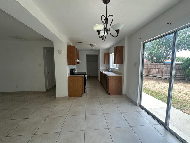 Building Photo - 3203 St Isaac Loop