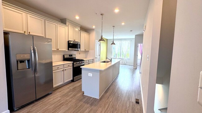 Building Photo - 7244 Clagett Dr