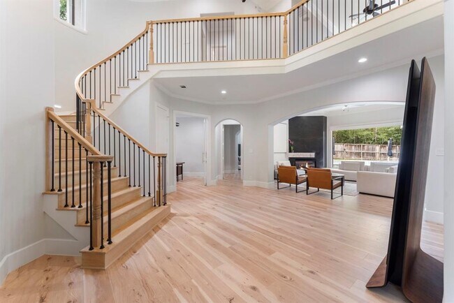 Foto del edificio - 142 Amulet Oaks Ct