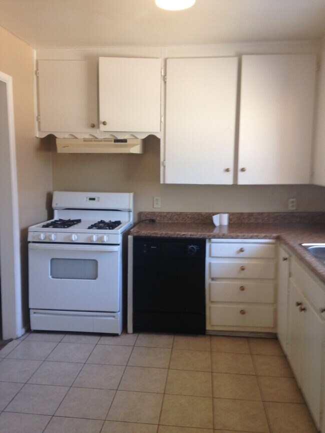 Foto del edificio - 3 Bedroom  Bath House with 1 Car Garage