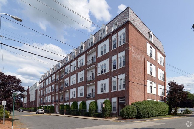 Townhouse Apartments - Whitman, MA | Apartments.com