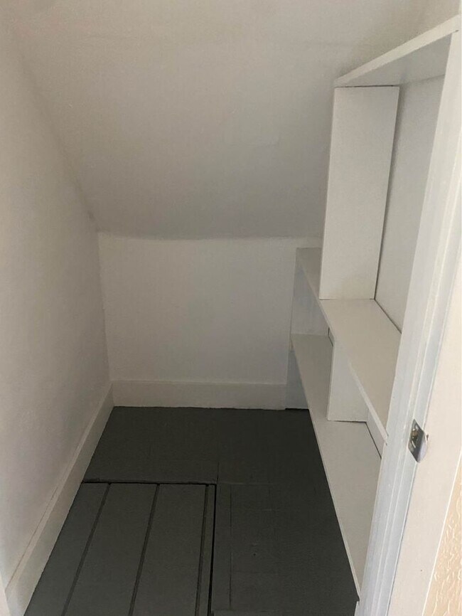 Pantry - 17 Willow St
