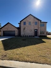 Building Photo - 2523 Liguria Ln
