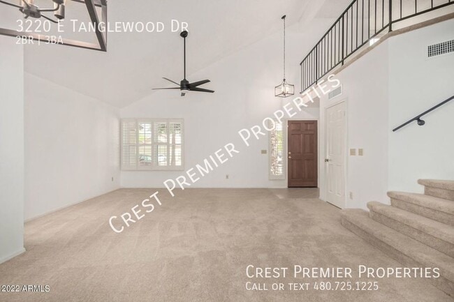 Foto del edificio - 3220 E Tanglewood Dr