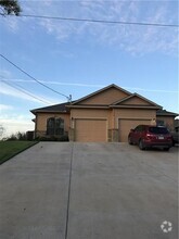 Building Photo - 118 Pahala Ct