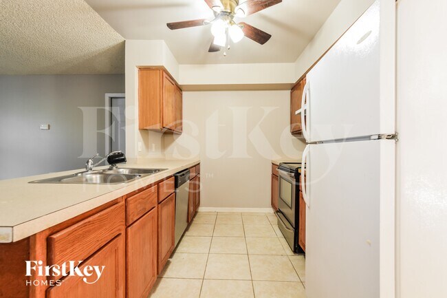 Foto del edificio - 2175 Carriage Pointe Loop