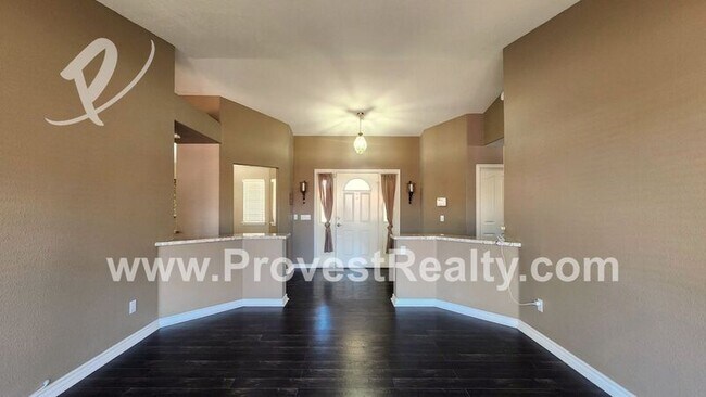 Foto del edificio - 20322 Skyline Ranch Dr