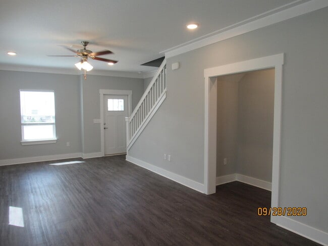 Building Photo - 65 S Sand Palm Rd