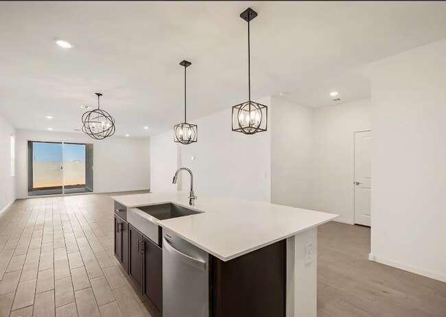 Foto del edificio - 2542 Fortana Dr