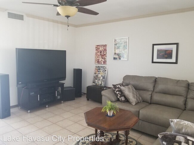 Building Photo - 2 br, 2 bath House - 725 Mohican Dr