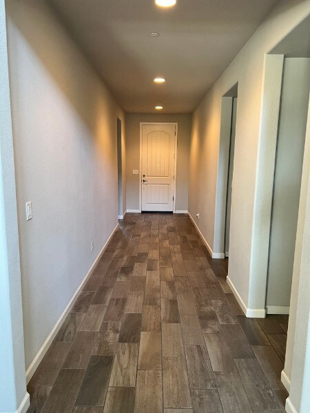 Building Photo - 2412 Galloping Trail Ct
