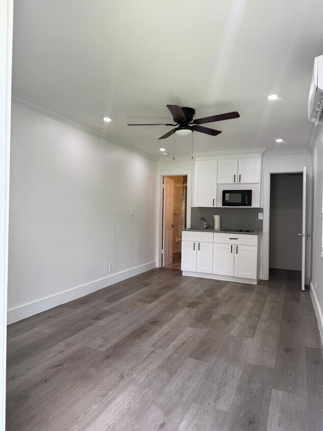 Foto principal - 2500 Franklin Dr