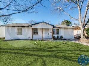 Building Photo - 1207 Crestridge Dr