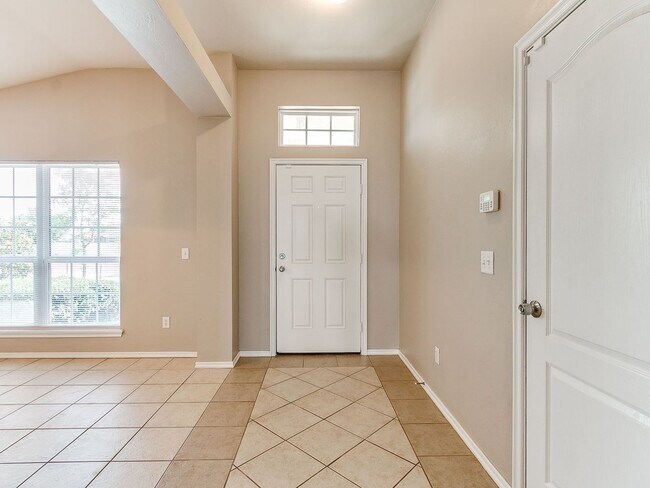 Foto del edificio - 2829 NW 182nd St