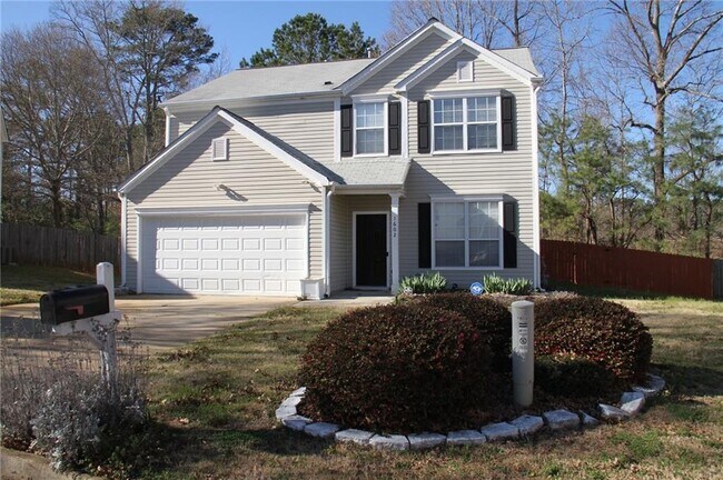 Building Photo - 1602 Silver Oak Dr