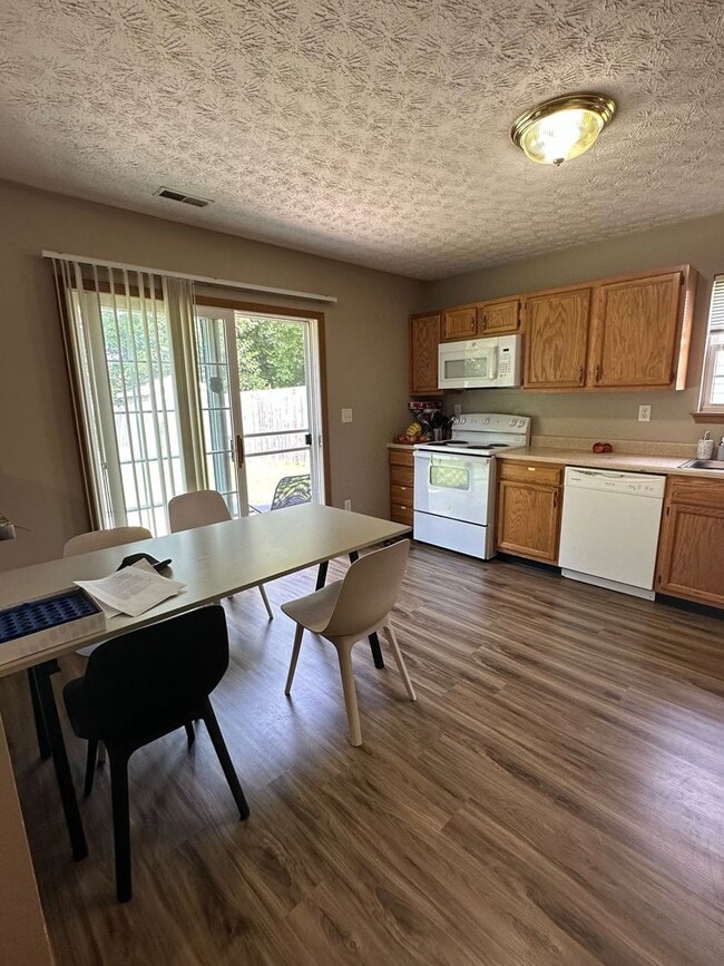 Photo - SUBLEASE - 3 Bedroom Home in West Lafayette