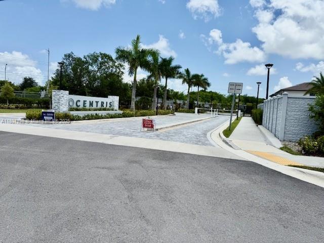 Foto principal - 12025 SW 83rd Pl