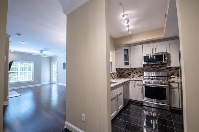 Foto del edificio - 3275 Lenox Rd NE