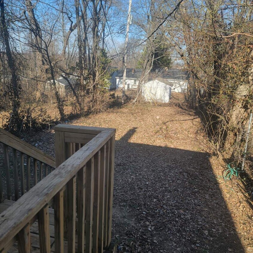 Building Photo - 3 Bedroom home in Jennings
