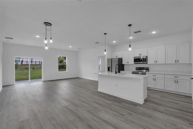 Foto del edificio - 2211 SW 153rd Pl Rd