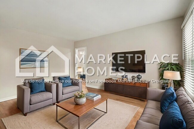 Foto del edificio - 2851 Akron St