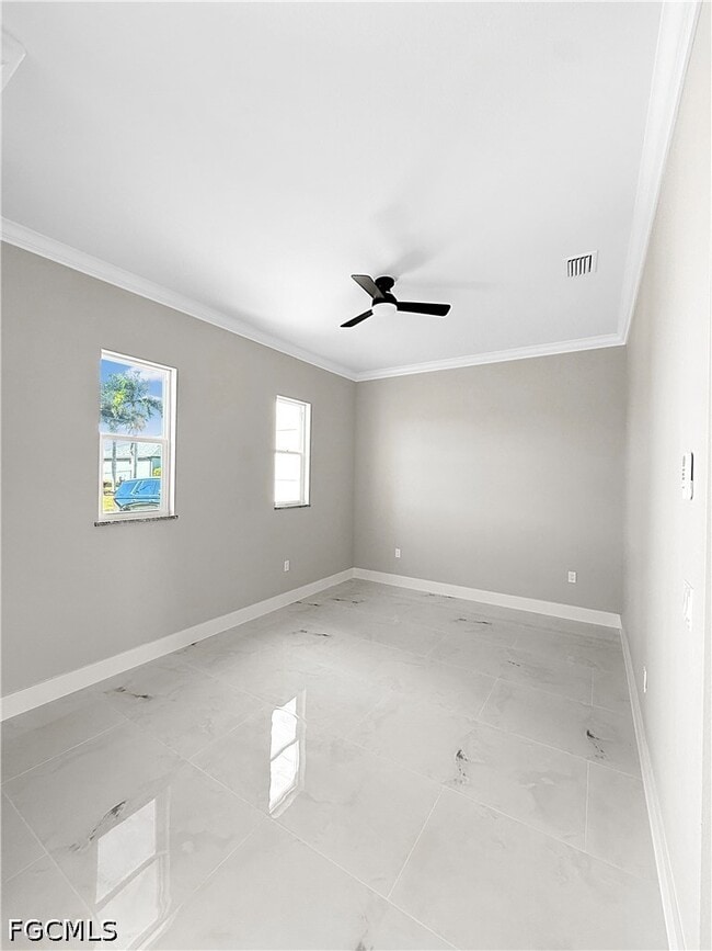 Foto del edificio - 303 NW 26th Ave