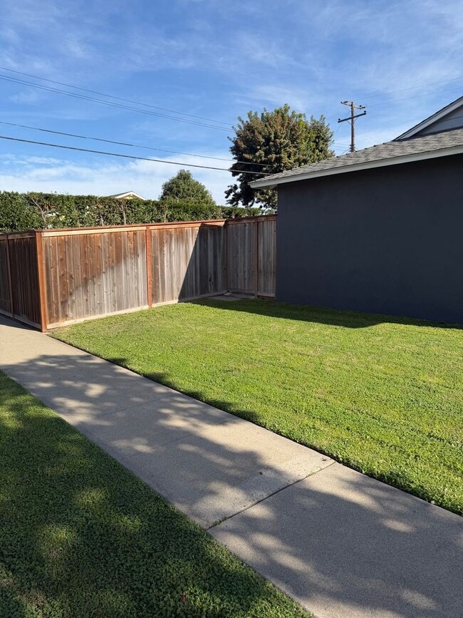 Photo - Fullerton Single Story Beauty House