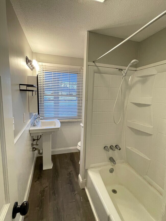 4 Strafford Rd, Dover, NH 03820 House Rental in Dover, NH