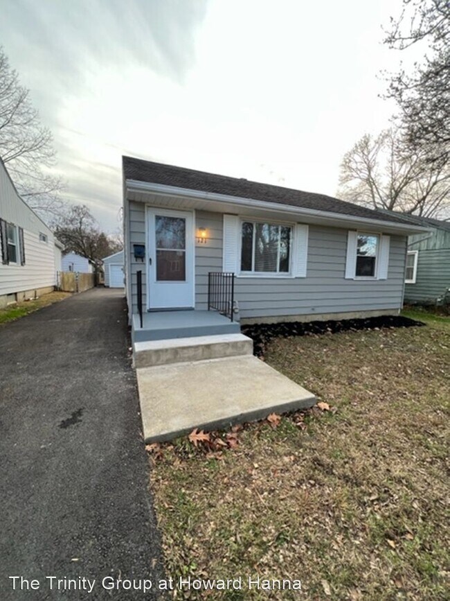 Foto del edificio - 3 br, 1 bath House - 121 Rosslyn Avenue