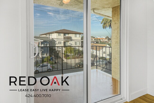 Foto del edificio - One Of A Kind Two Bedroom with Kitchen App...