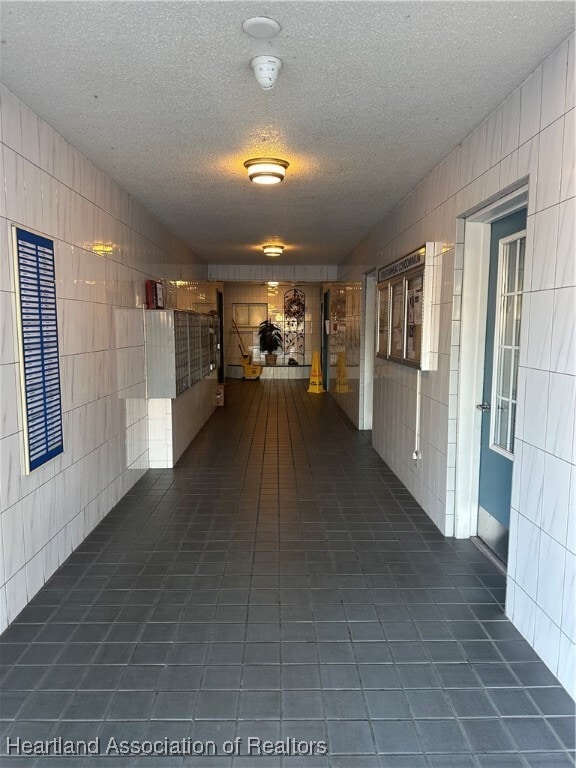 Foto del edificio - 2131 Lakeview Dr