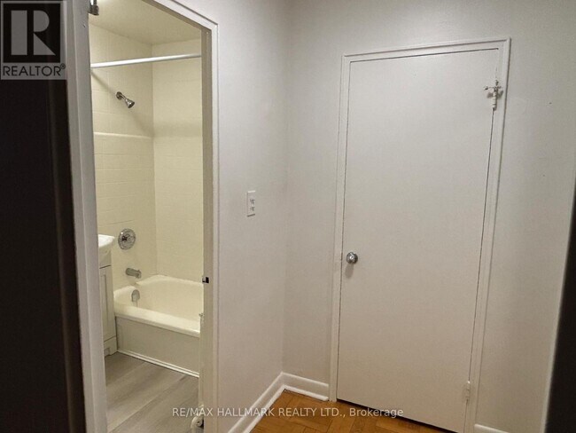 Building Photo - 134 Lawton Blvd